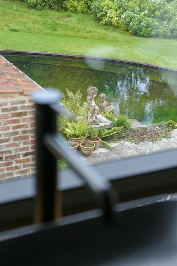 Amand'Eau - Zwemvijver, Zonneterras, Grote Tuin Sint-Amands Exterior photo